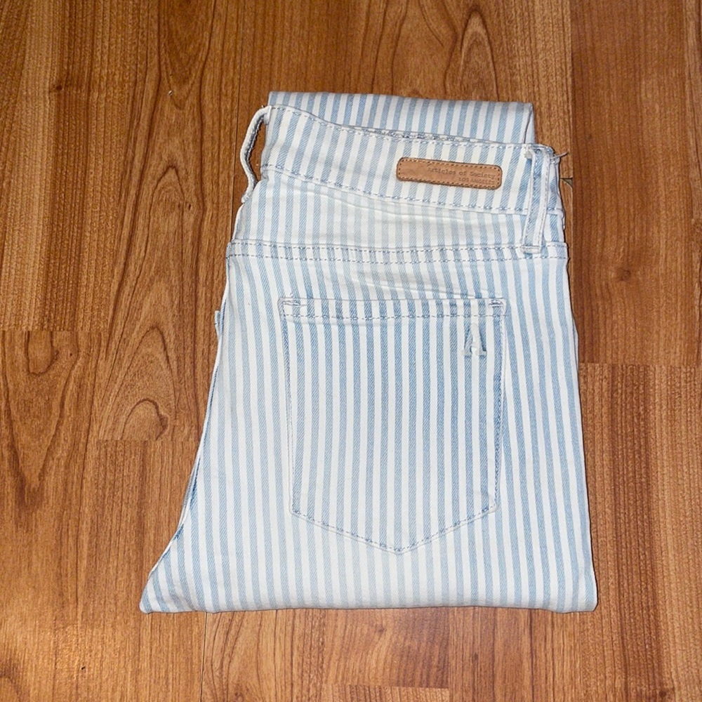 Pinned stripped blue white skinny’s